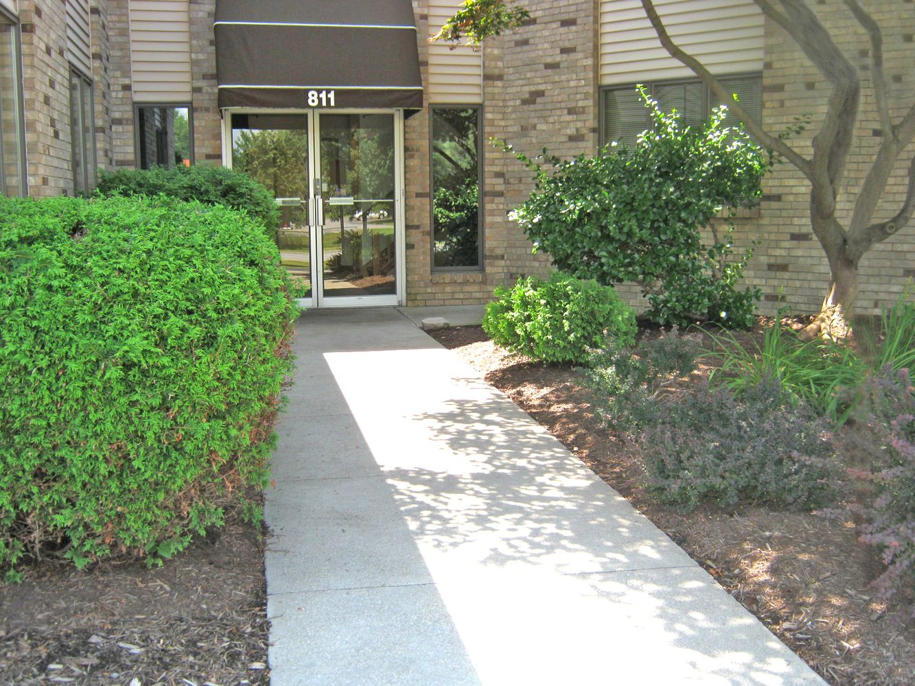 Premiere Office Space: 811 Ayrault Rd, Fairport, NY 14450